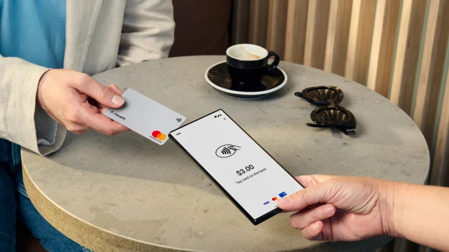 Using Tap to pay on Android in a coffee shop