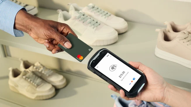 Using Tap to pay on Android in a shoe and sports store