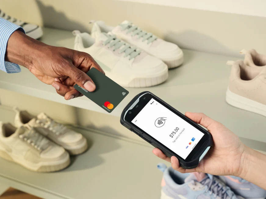 Using Tap to pay on Android in a shoe and sports store