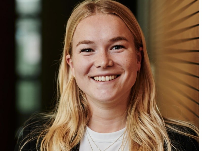 20221103-HR-Adyen_people-Christianne_Kappert-Photography-800x600