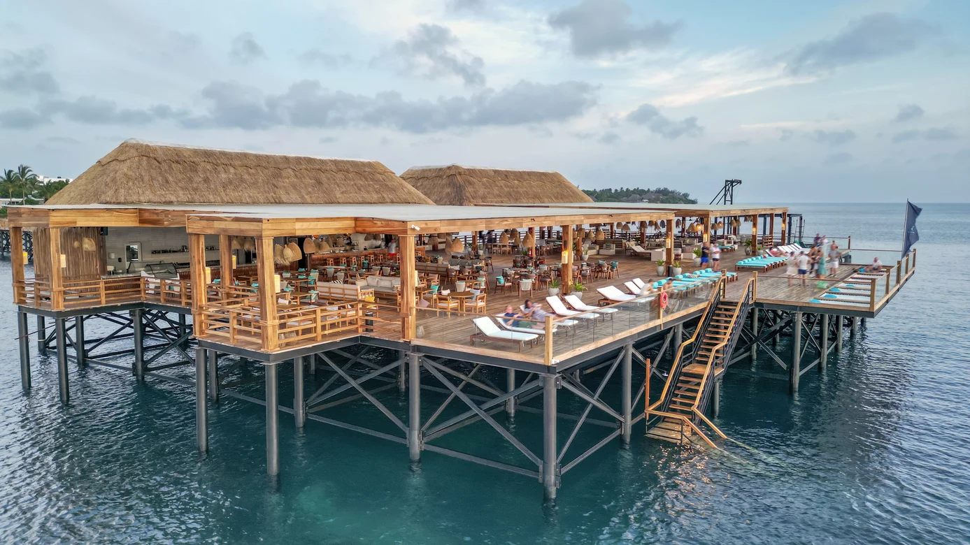 Pier mit Jetty, Bar und Restaurant