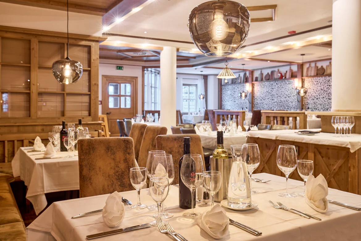 Stüberl mit gemütlicher Bestuhlung 