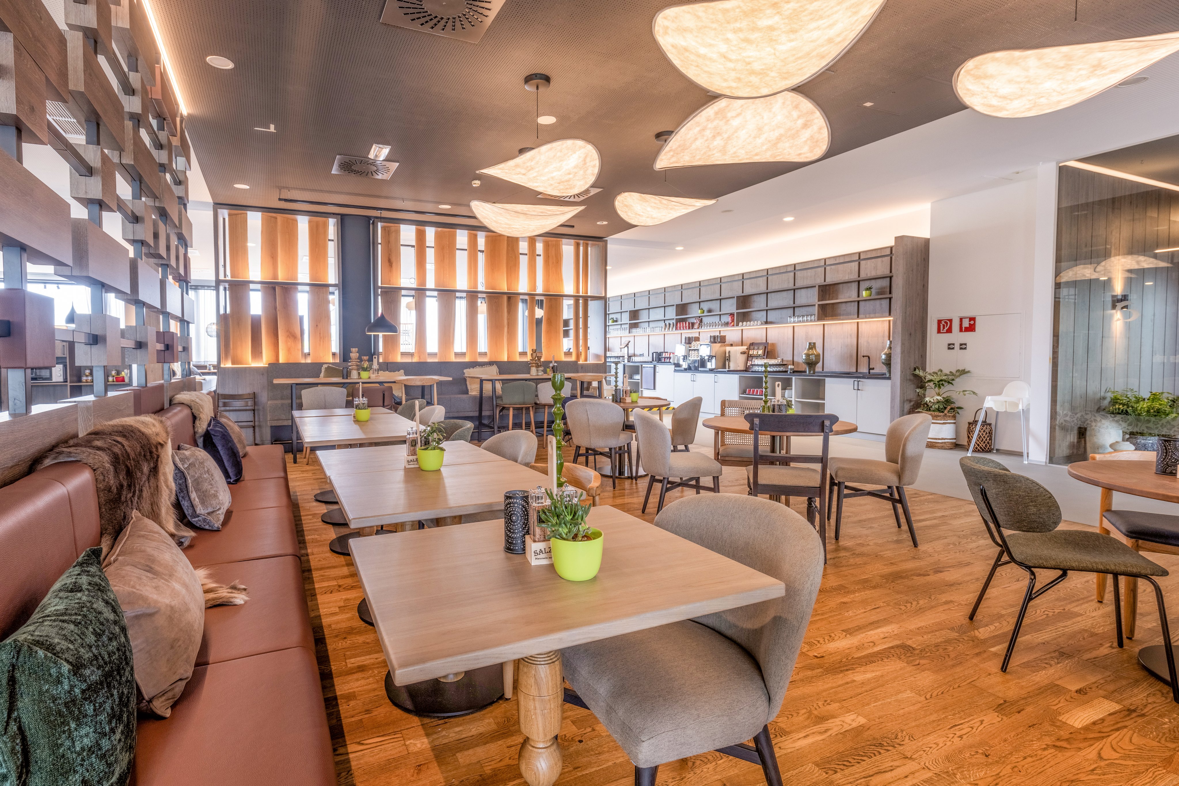 Buffetrestaurant im modernen Stil 