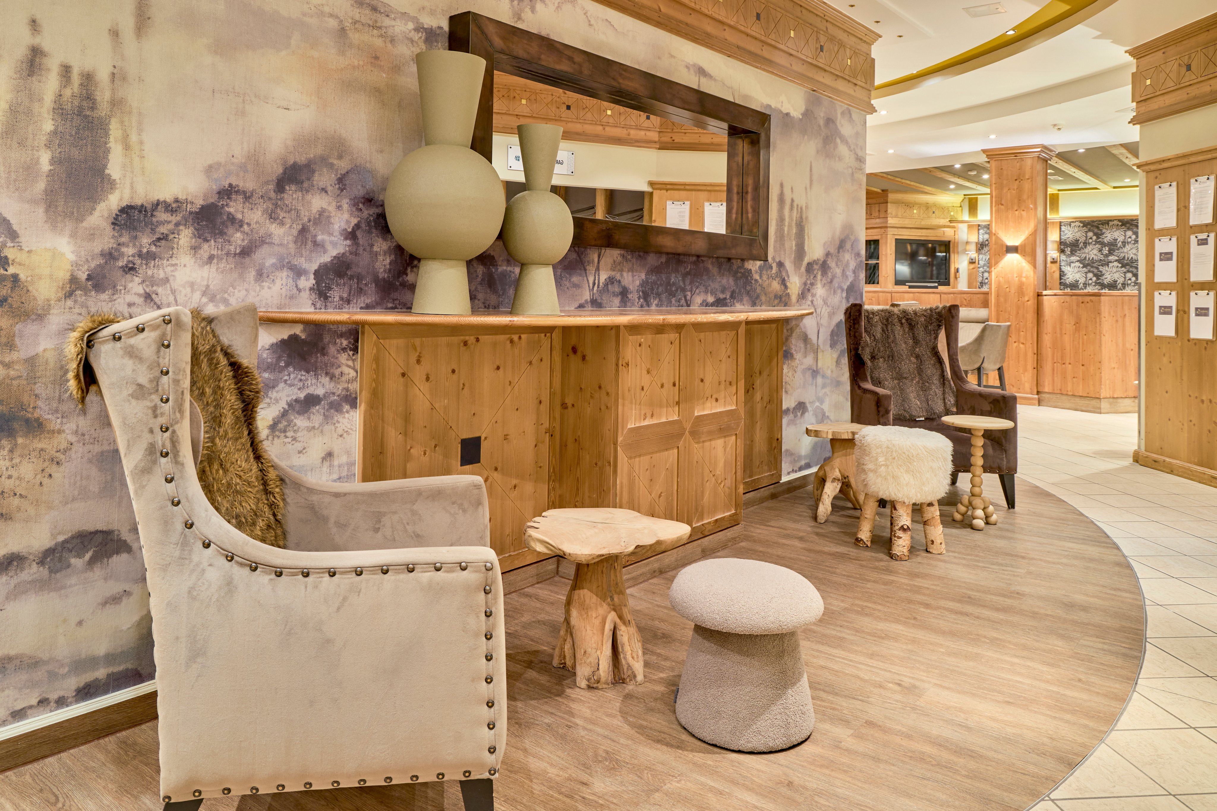 Connect Bar mit gemütlicher Dekoration 