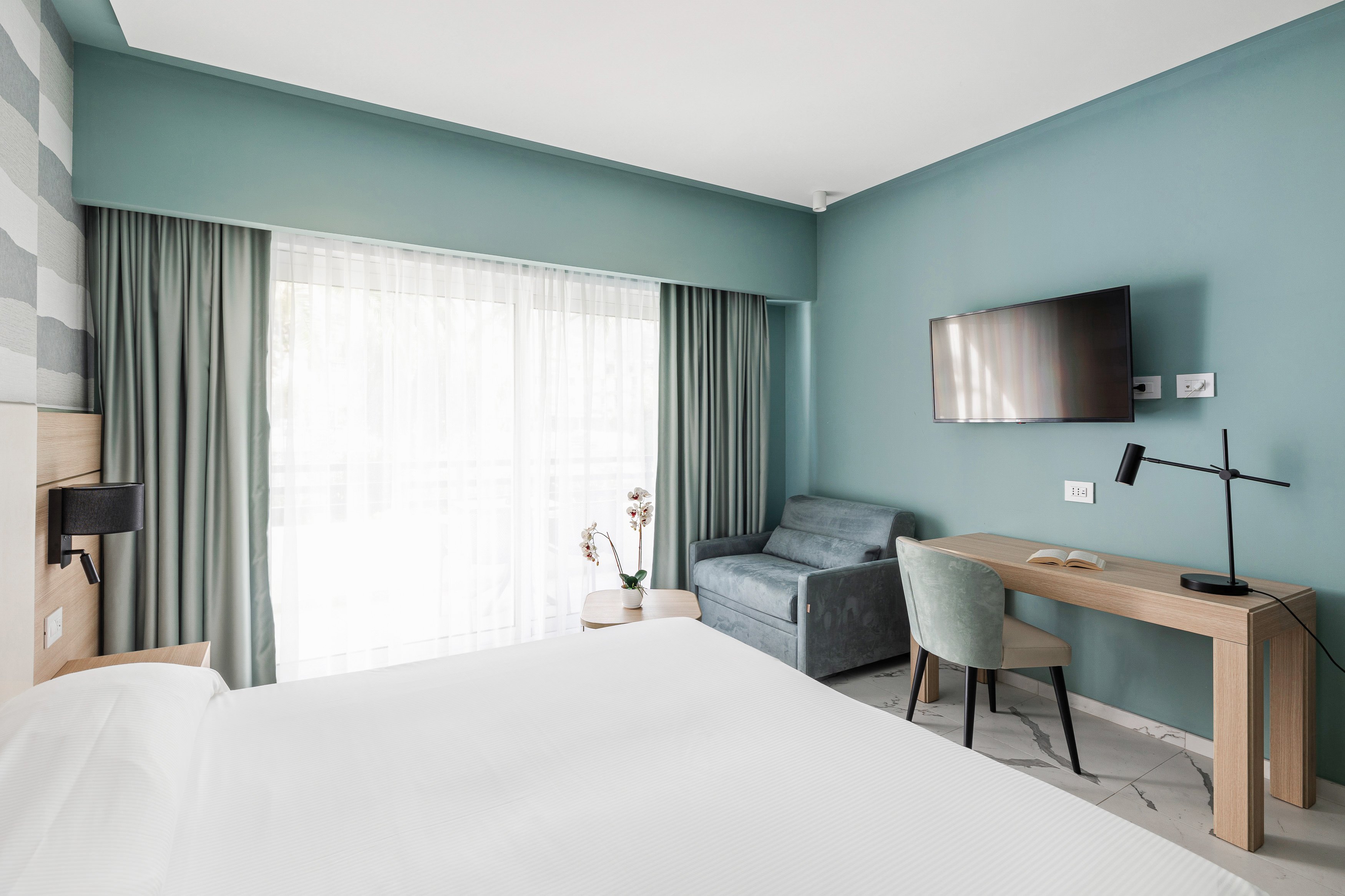 Elegantes Hotelzimmer bei Aldiana mit komfortabler Ausstattung und gemütlicher Atmosphäre