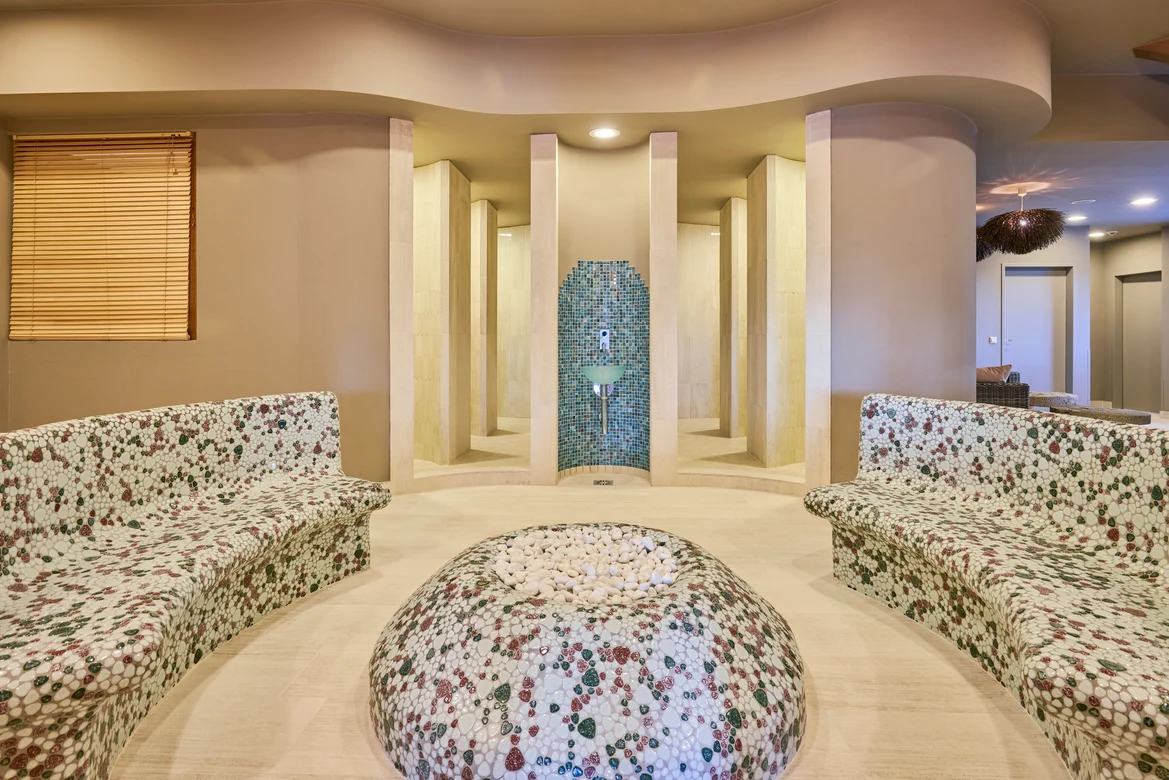 Welldiana Club Spa mit Saunen und Dampfbad