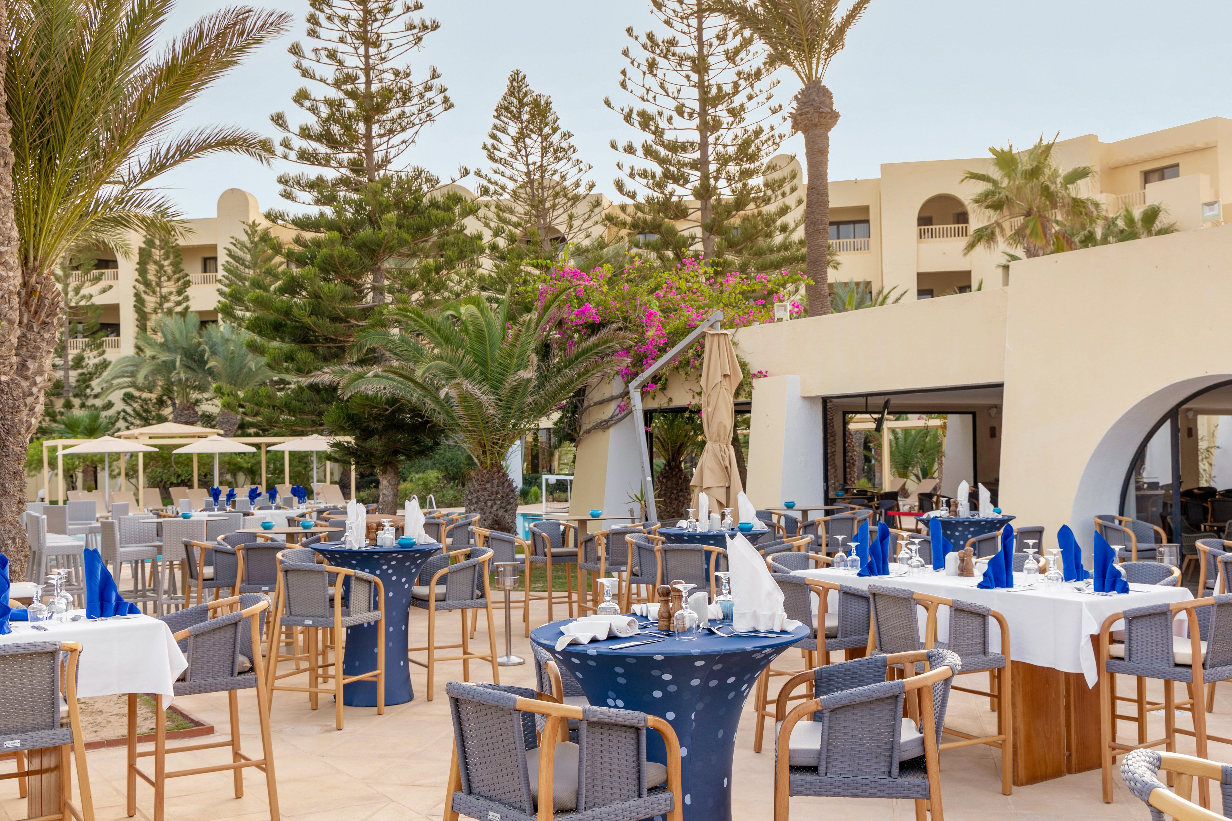 Eleganter Restaurantbereich im Premium Cluburlaub bei Aldiana im Toskana-Stil