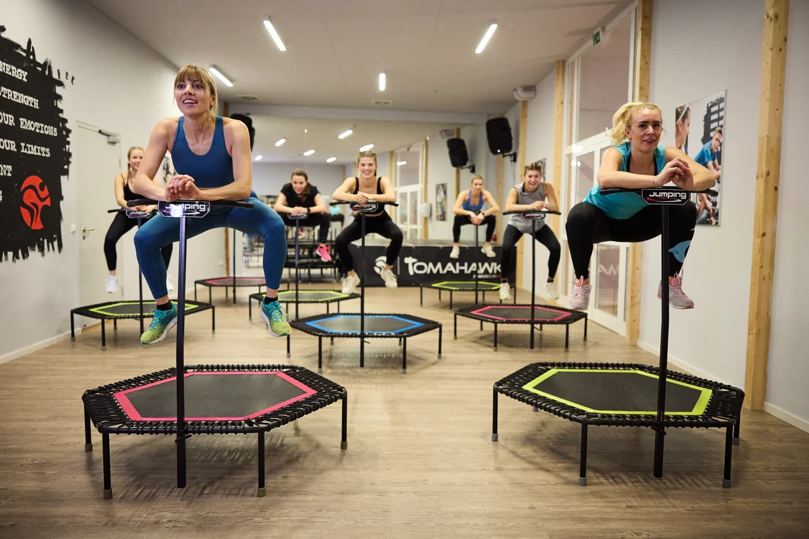 Groupfitness mit Trampolinen