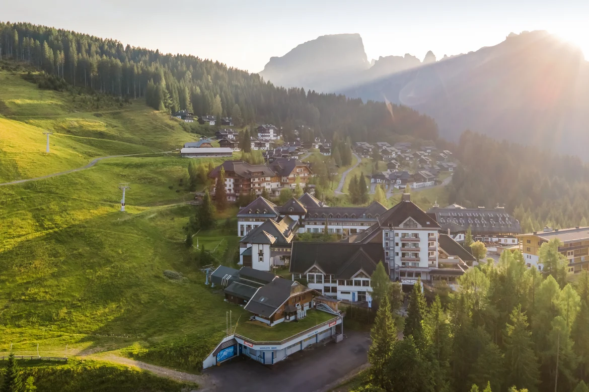 Aussenanlage am Morgen 