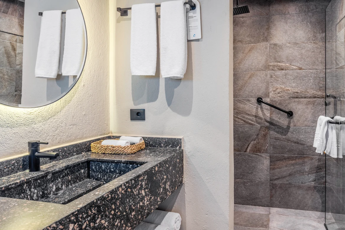 Doppelzimmer Badezimmer