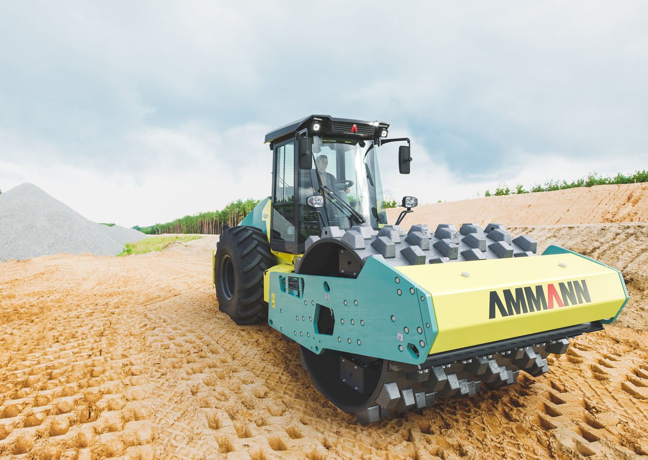 ars_170_soil_compactor_jobsite_190317.jpg