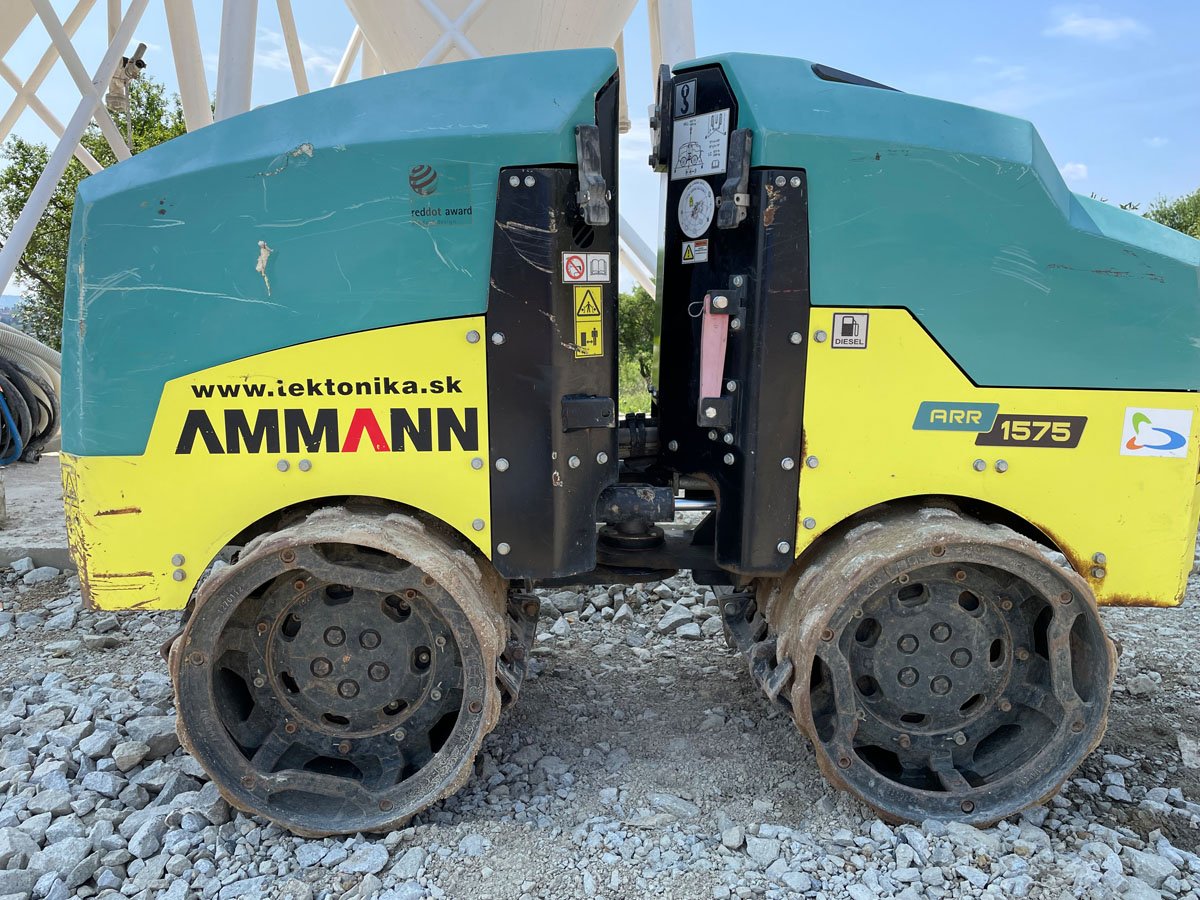 arr_1575_trench_roller_slovakia_jobsite_02_230330.jpg
