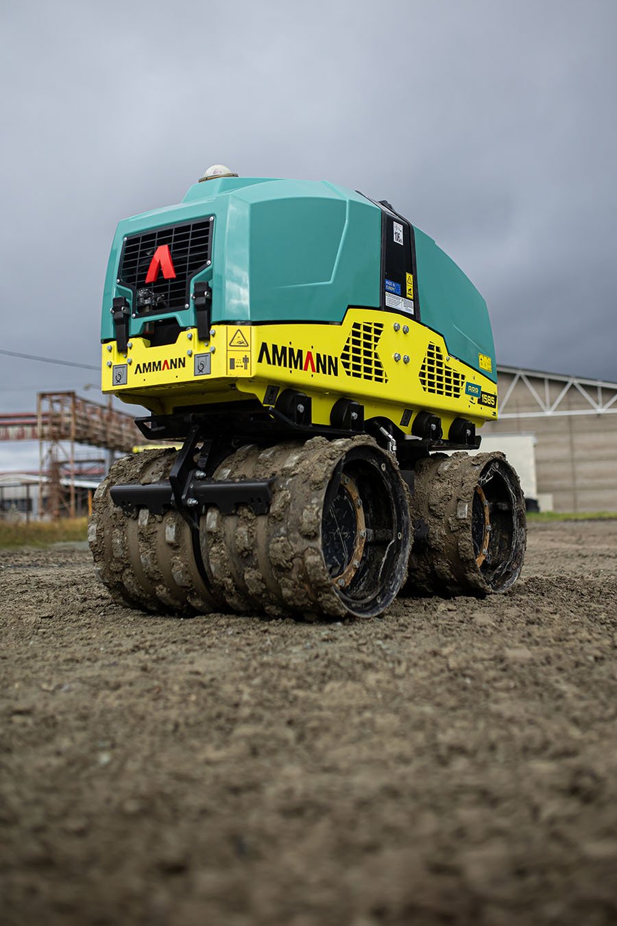 ARR_1585-2_Trench_roller_4_260114.jpg