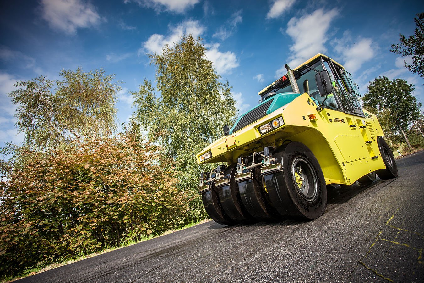 art_240_pneumatic_tyred_roller_cze_092_230110.jpg