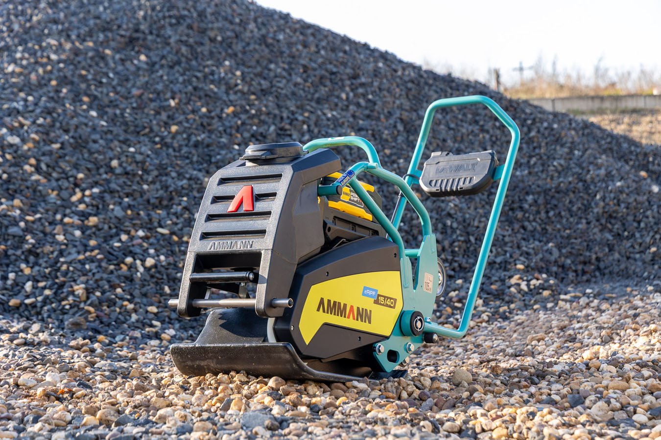 Ammann_DeWalt_eAPF_1540_Vibratory_Plate_250826.jpg