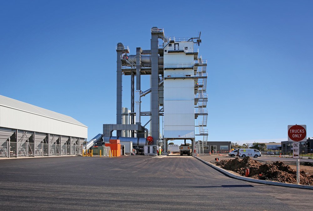 universal-hrt_downer_wingfield_australien_2013_3g7a2132_gerade_heller_cmyk.jpg