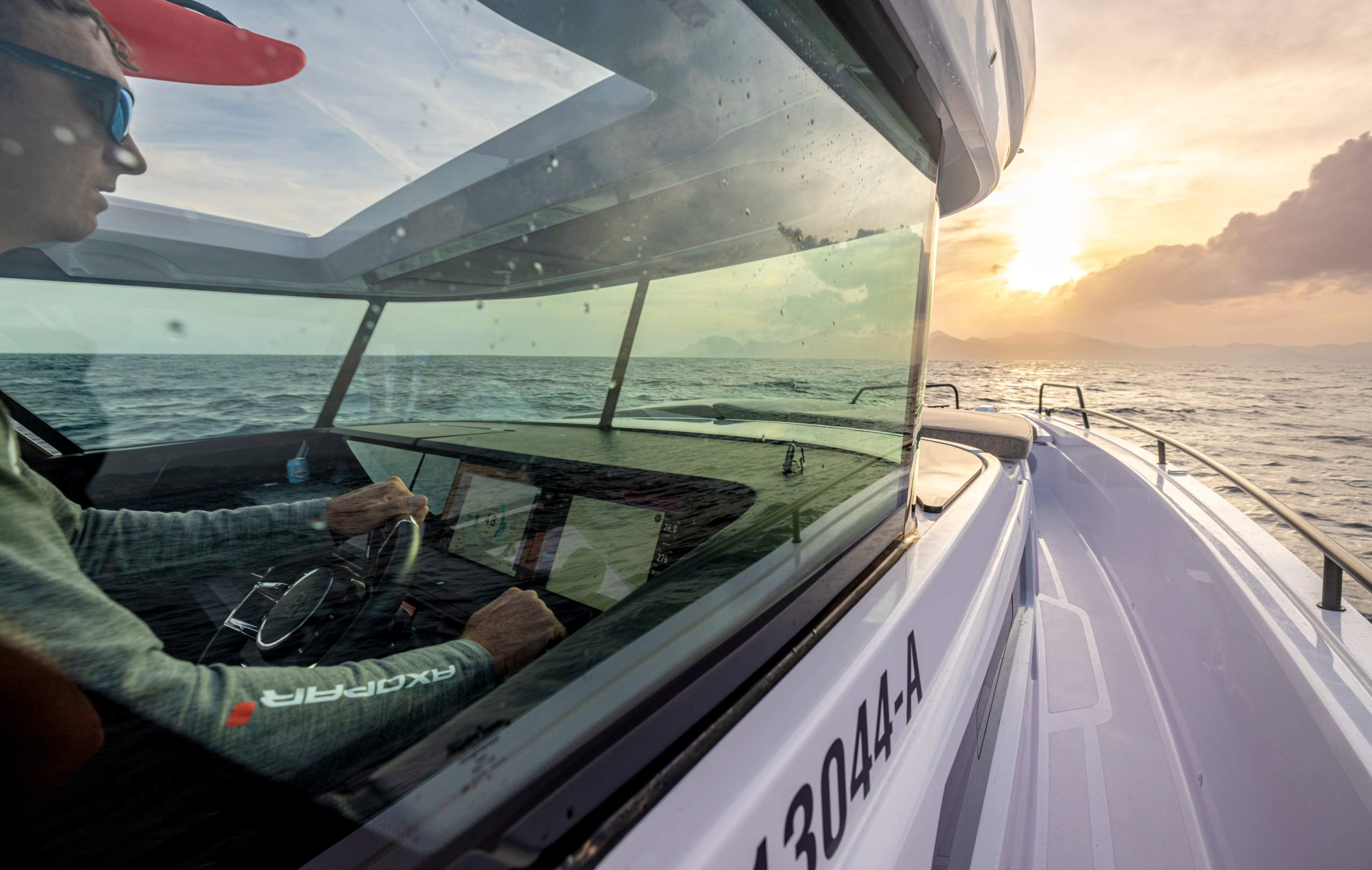 AX45_XT_Efoil_Q9A9507