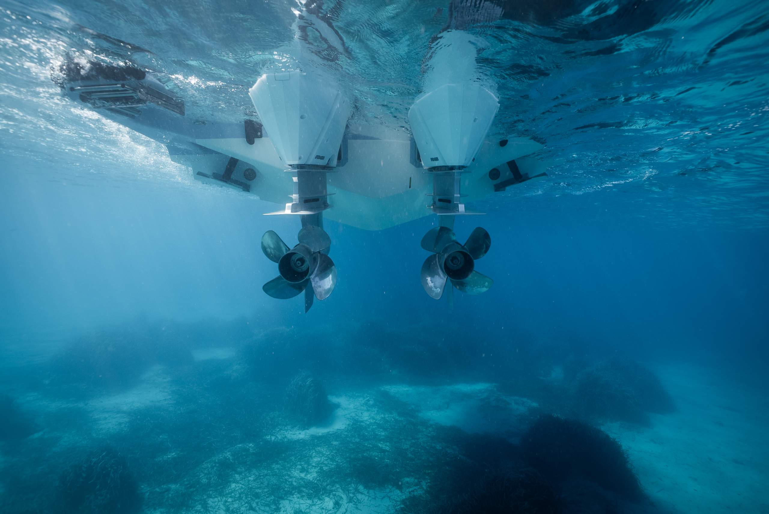 Axopar 37 Sun Top Iconic EditionDSC00965