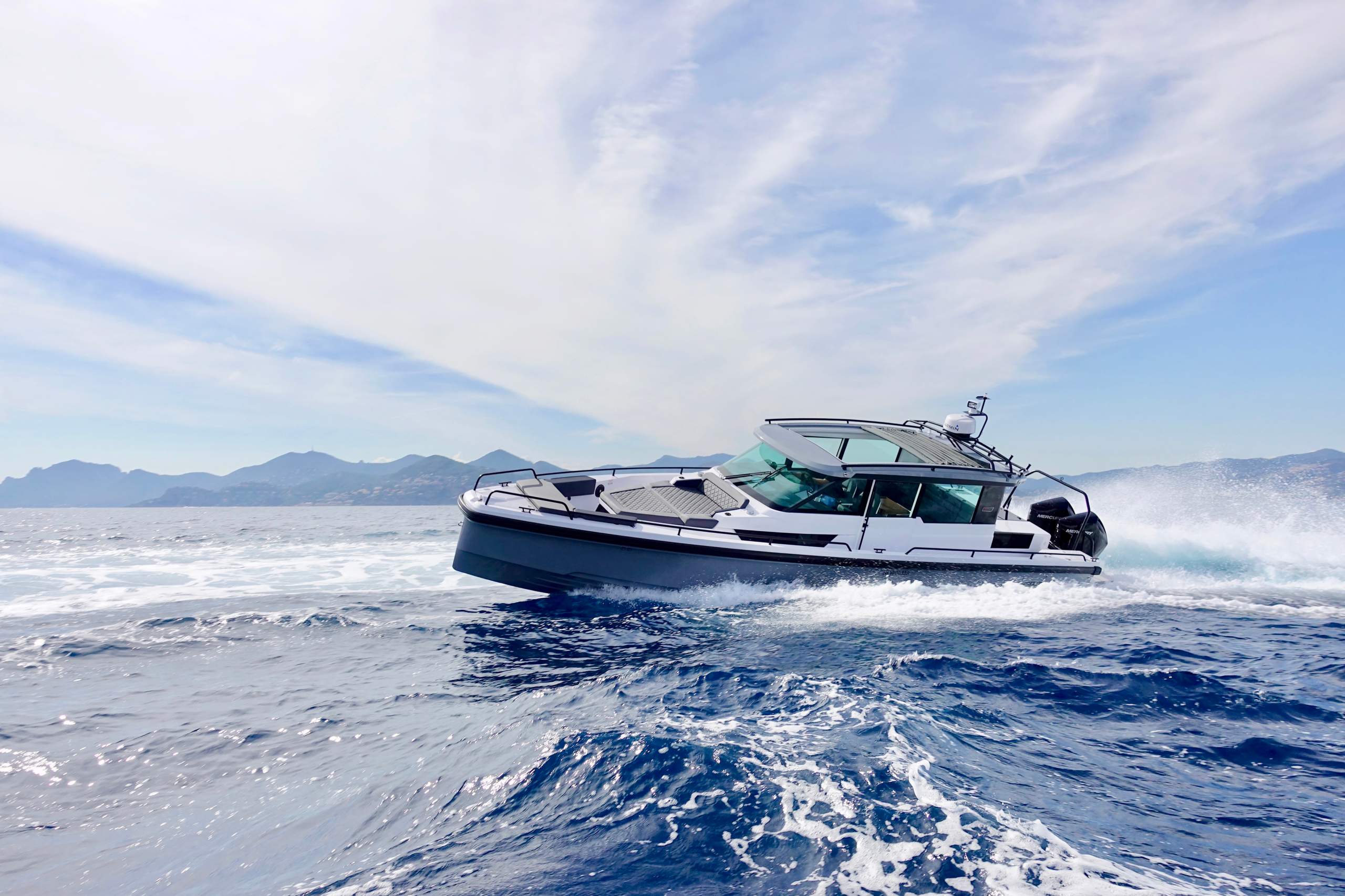 Axopar-Cannes-2018-BRABUS-Line-7