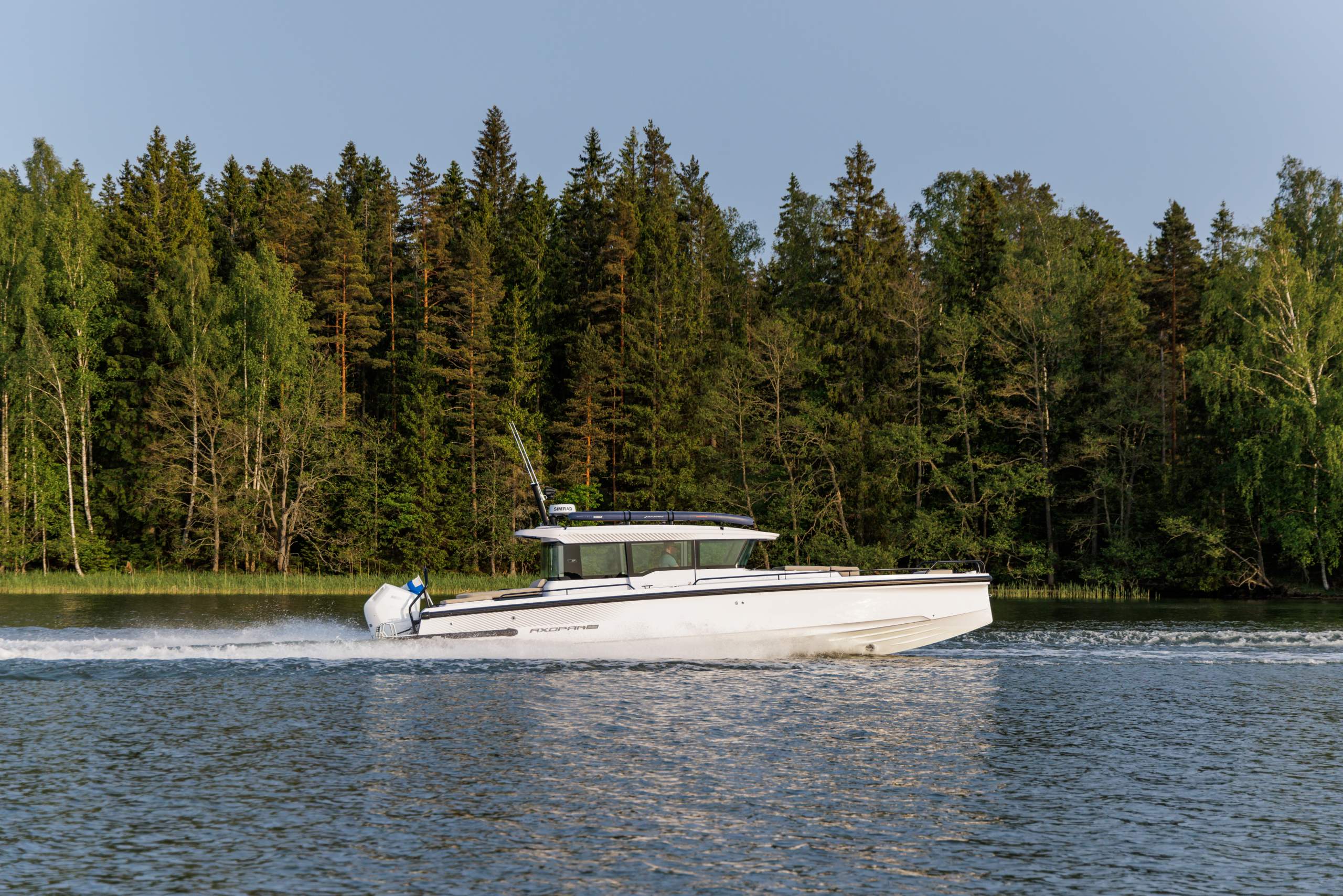 Axopar 37 XC Cross Cabin_099A1865