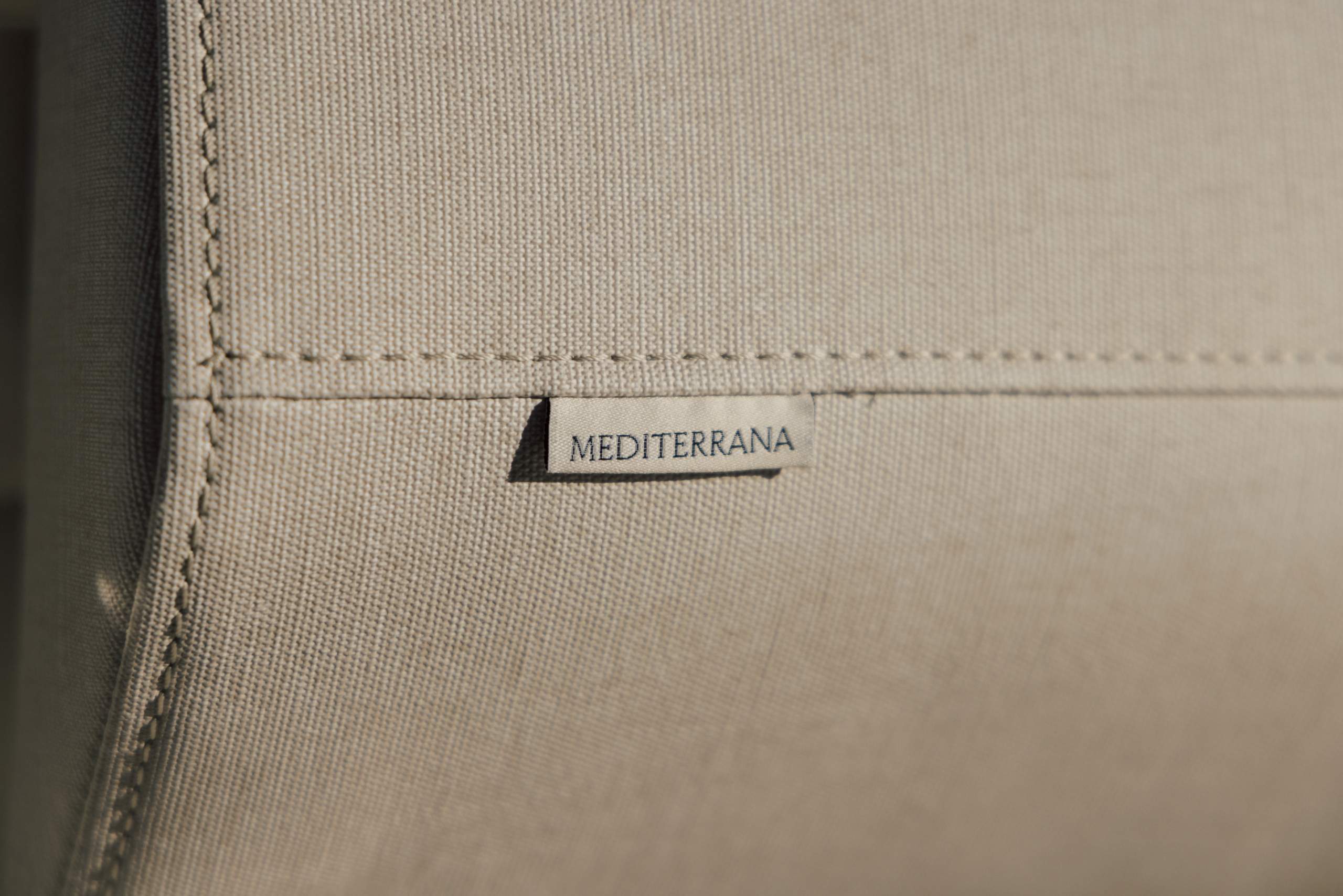 AX-E 22 T-Top_099A4187