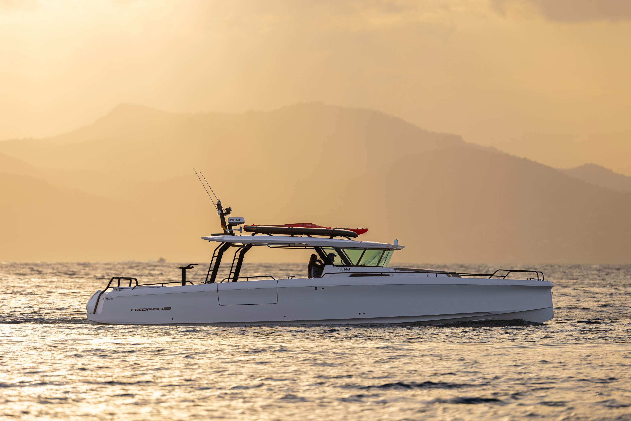 Axopar 45 Cross Top (11)