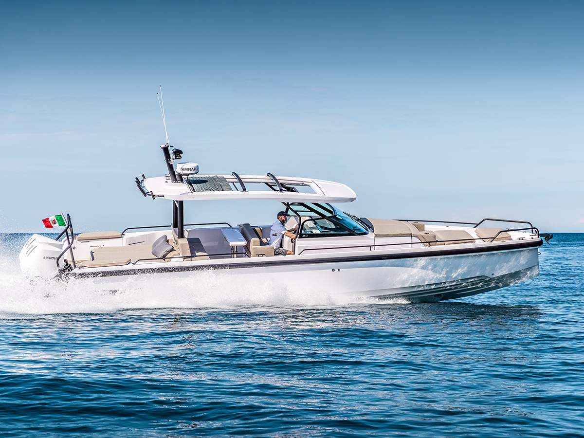 Axopar-37-ST-BLTP_C4A0842_43