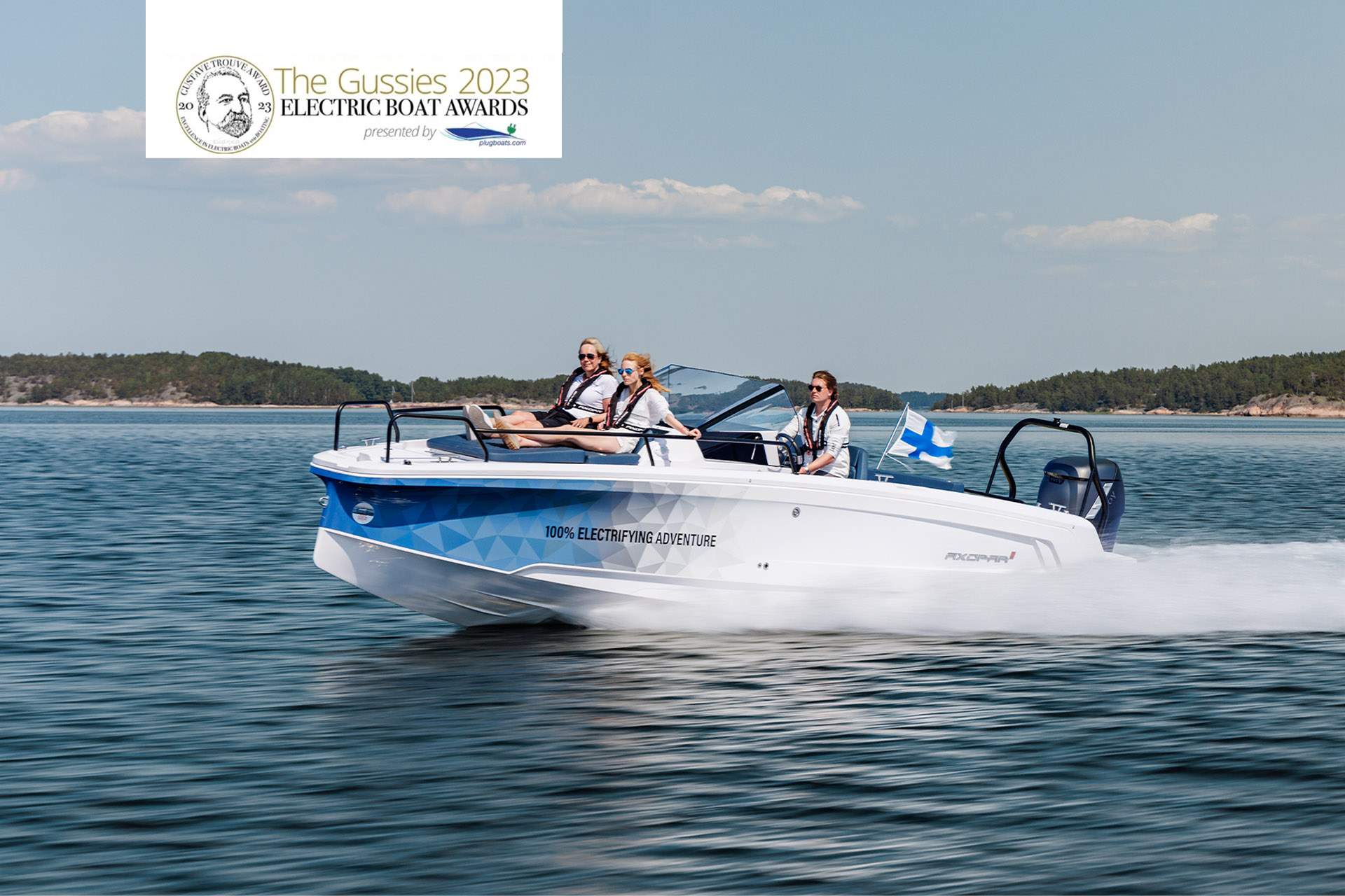 e252FB_0003_Axopar-25-Electric-Prototype_0X0A5630