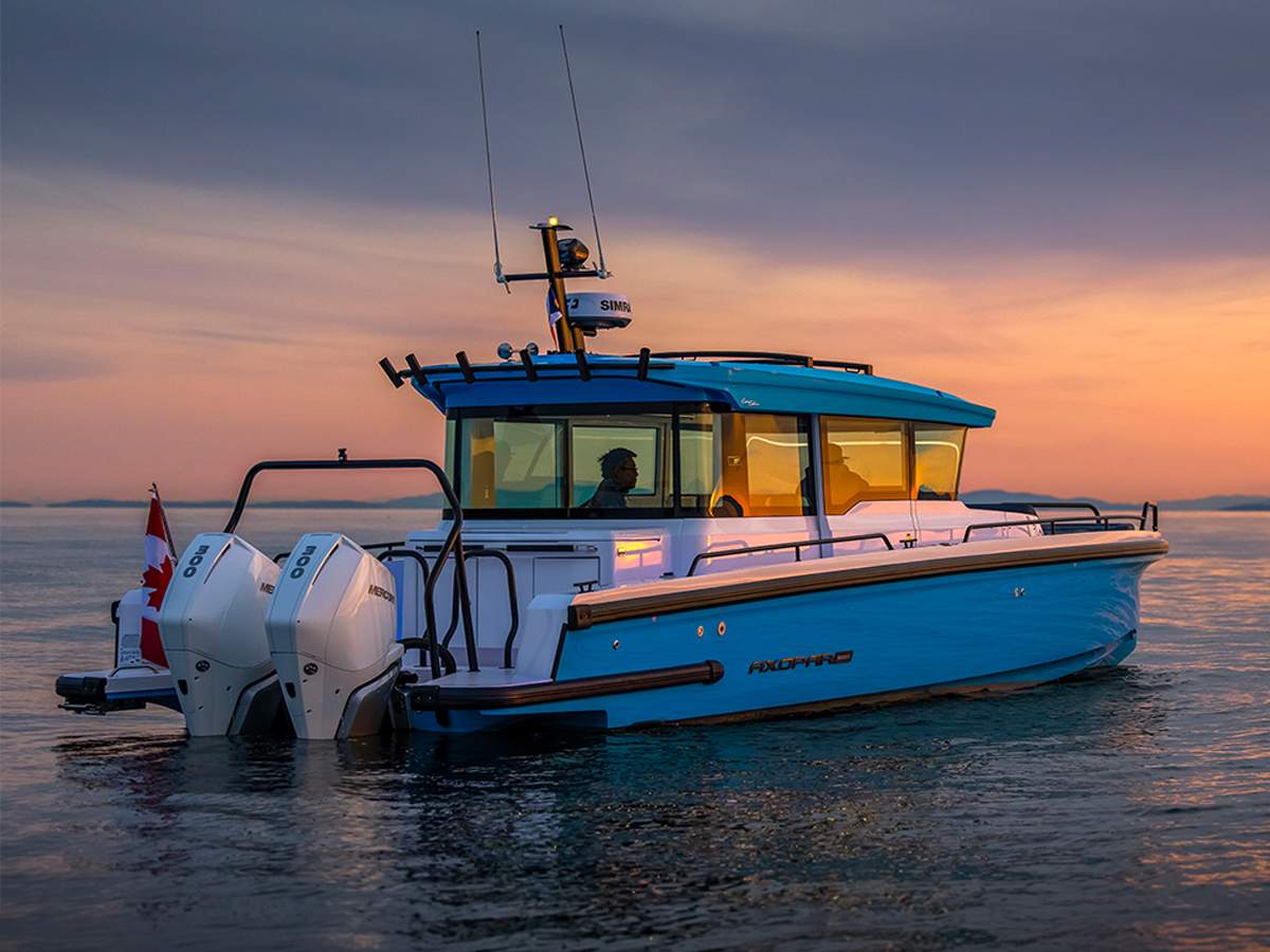 Axopar-37-XC-BLTP_662A1820-34