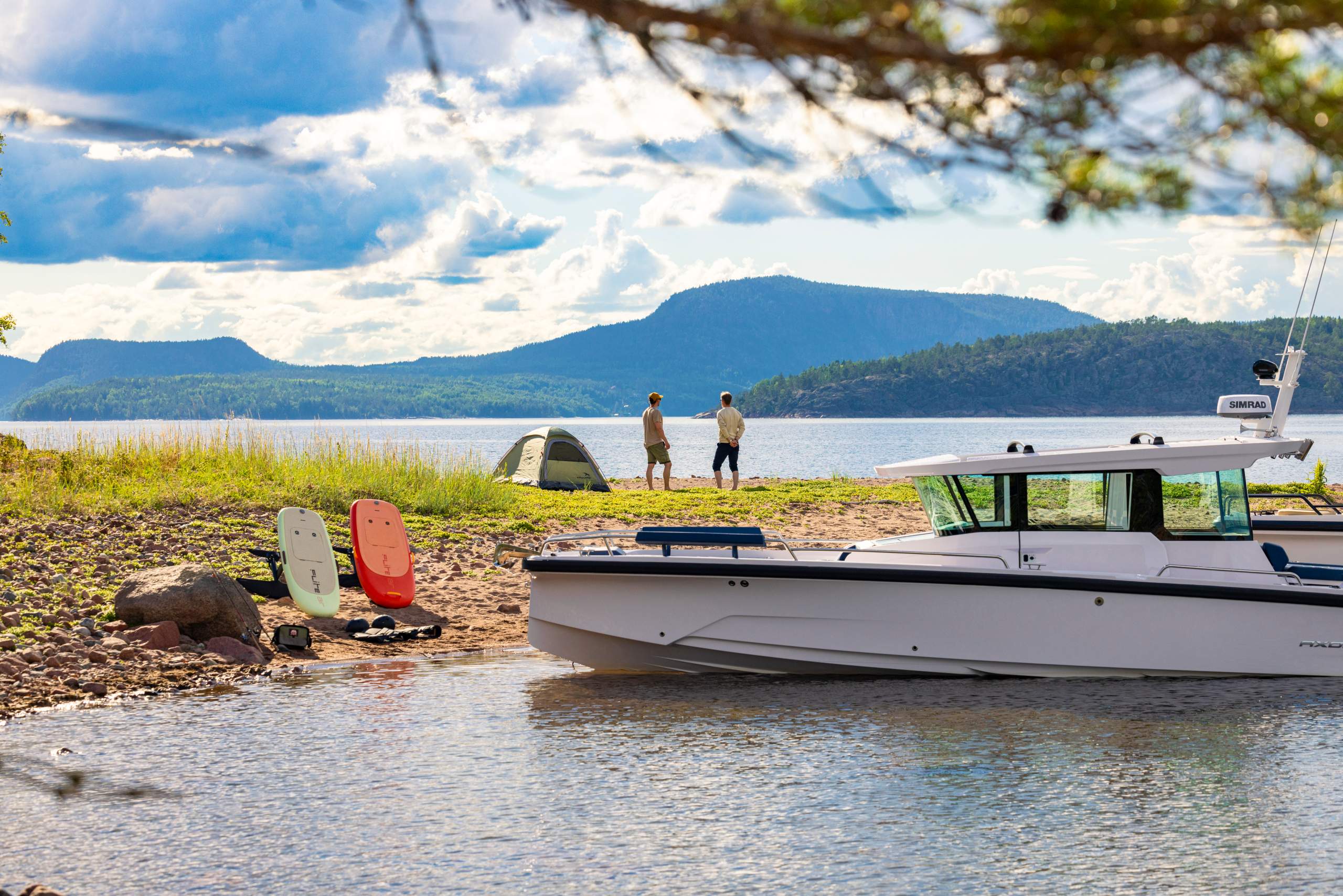 Axopar 29 XC Cross  Cabin_High Coast 2024 _K0A5773