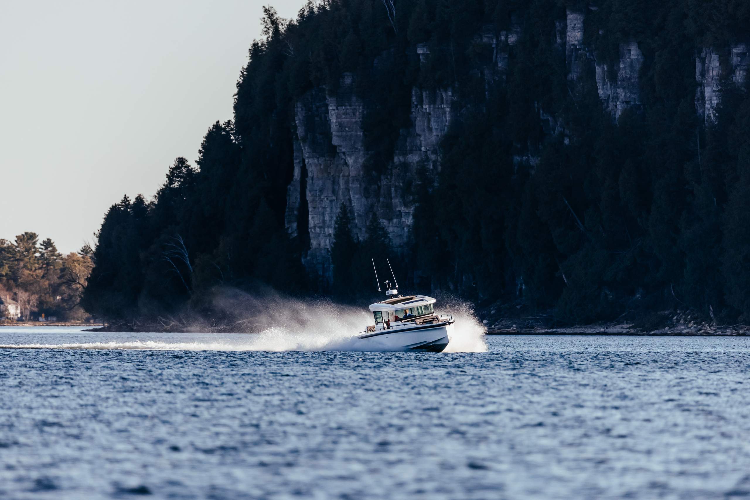 2249_Axopar_37_Manitowoc_Marina_Oct_21