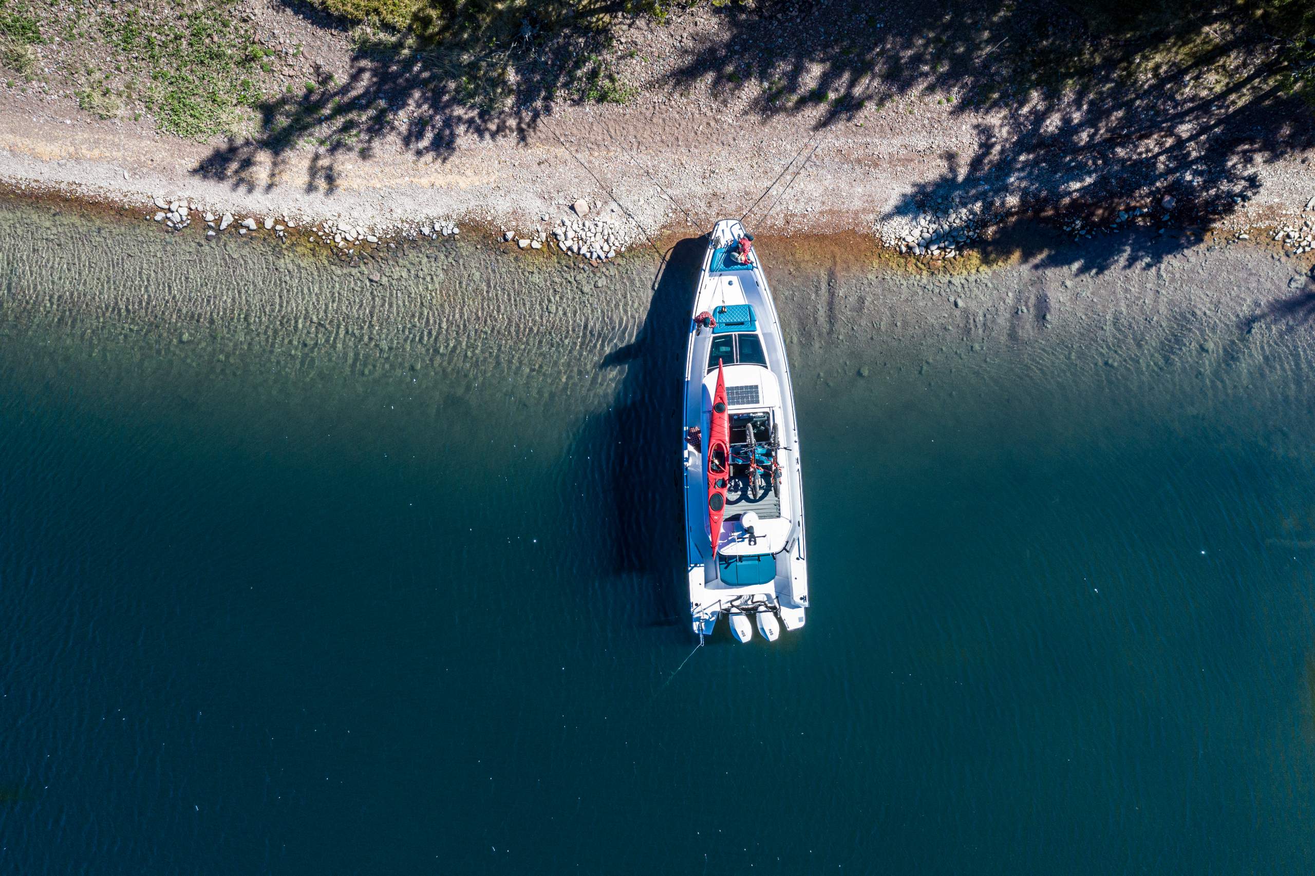 Live your Adventure - Axopar 37 XC Cross Cabin