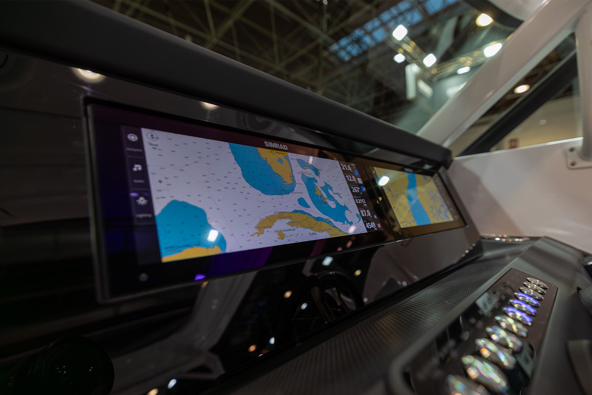 Simrad Yachting Introduces the World's First Fully-Featured