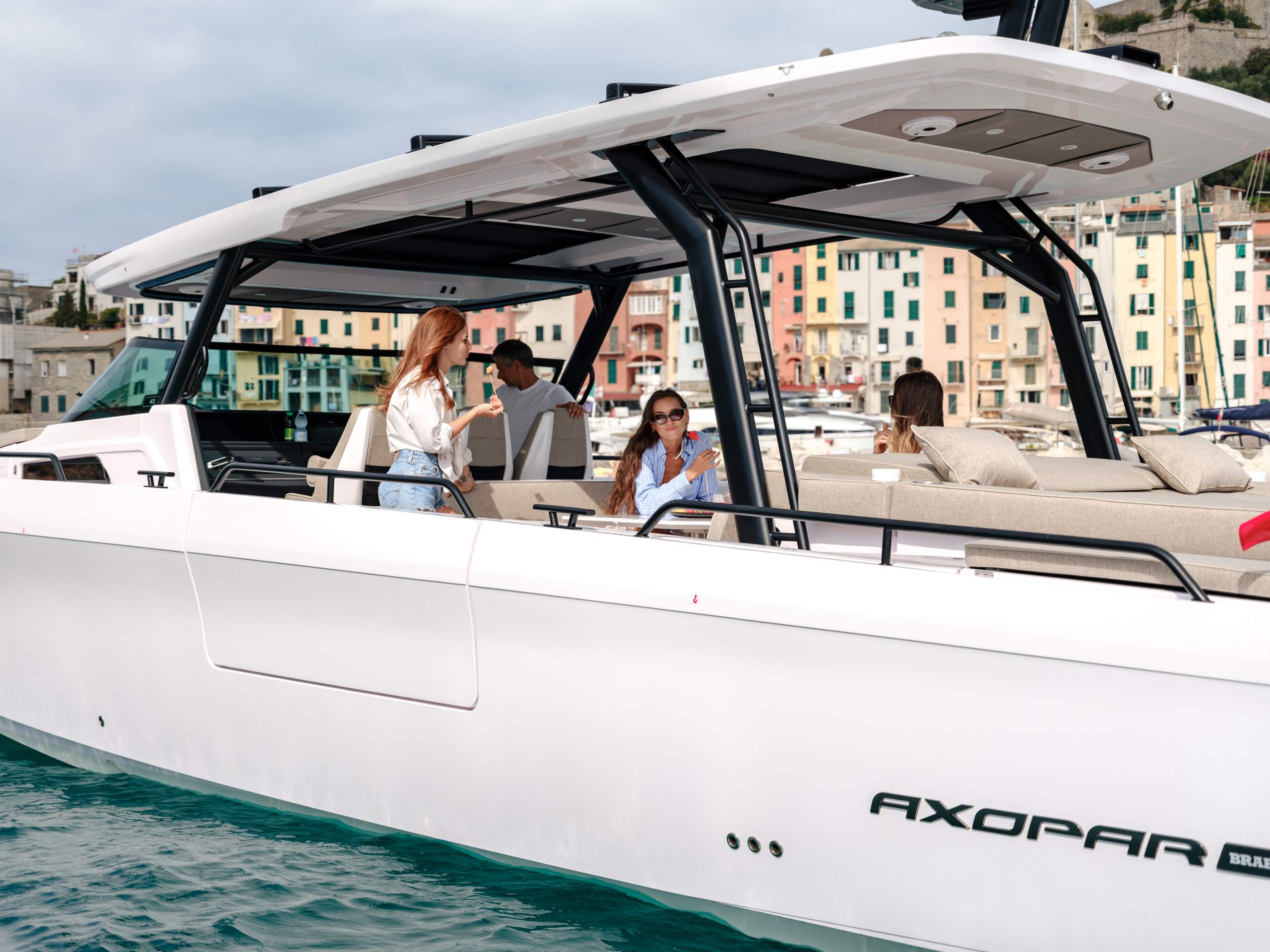 Axopar-45-Sun-Top_MY24_DSCF4942