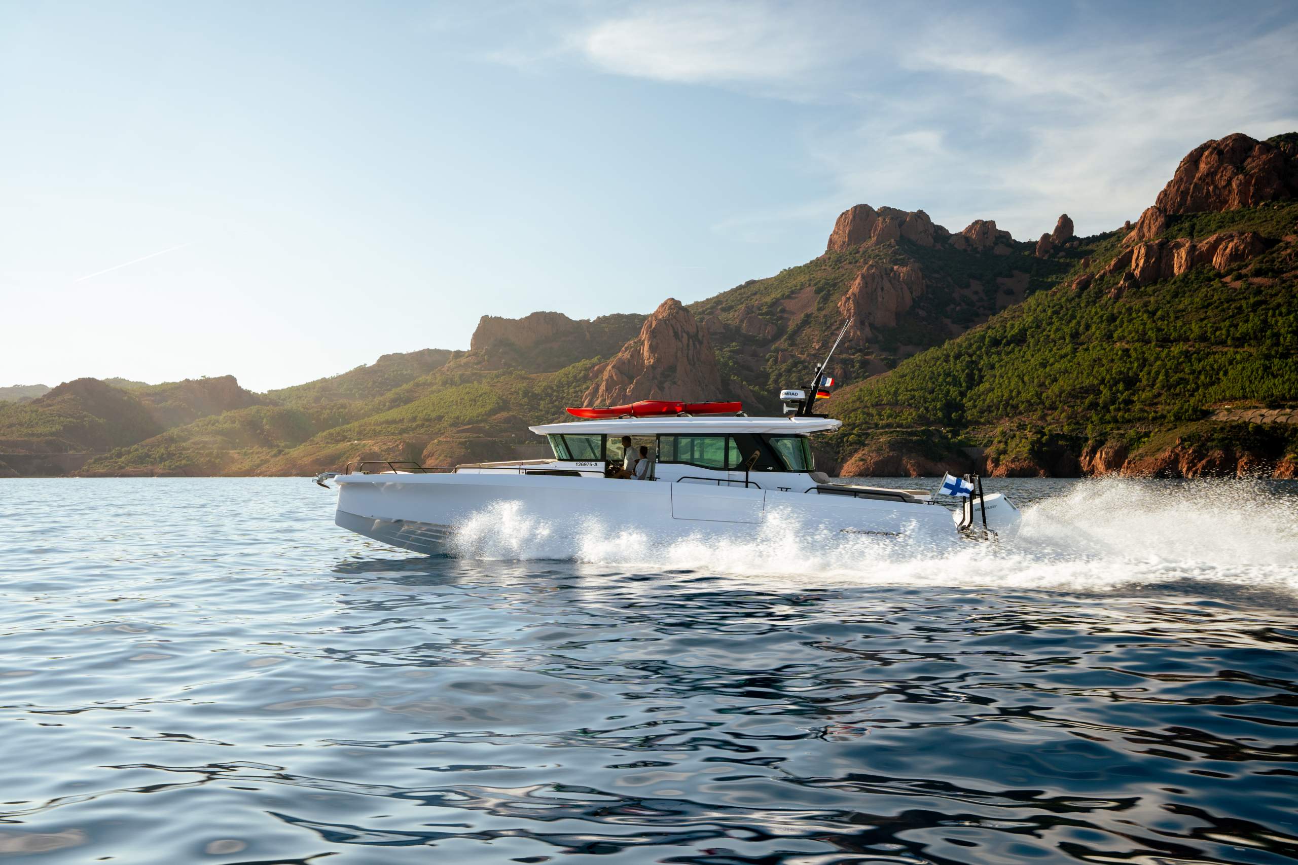 Axopar 45 XC Cross Cabin