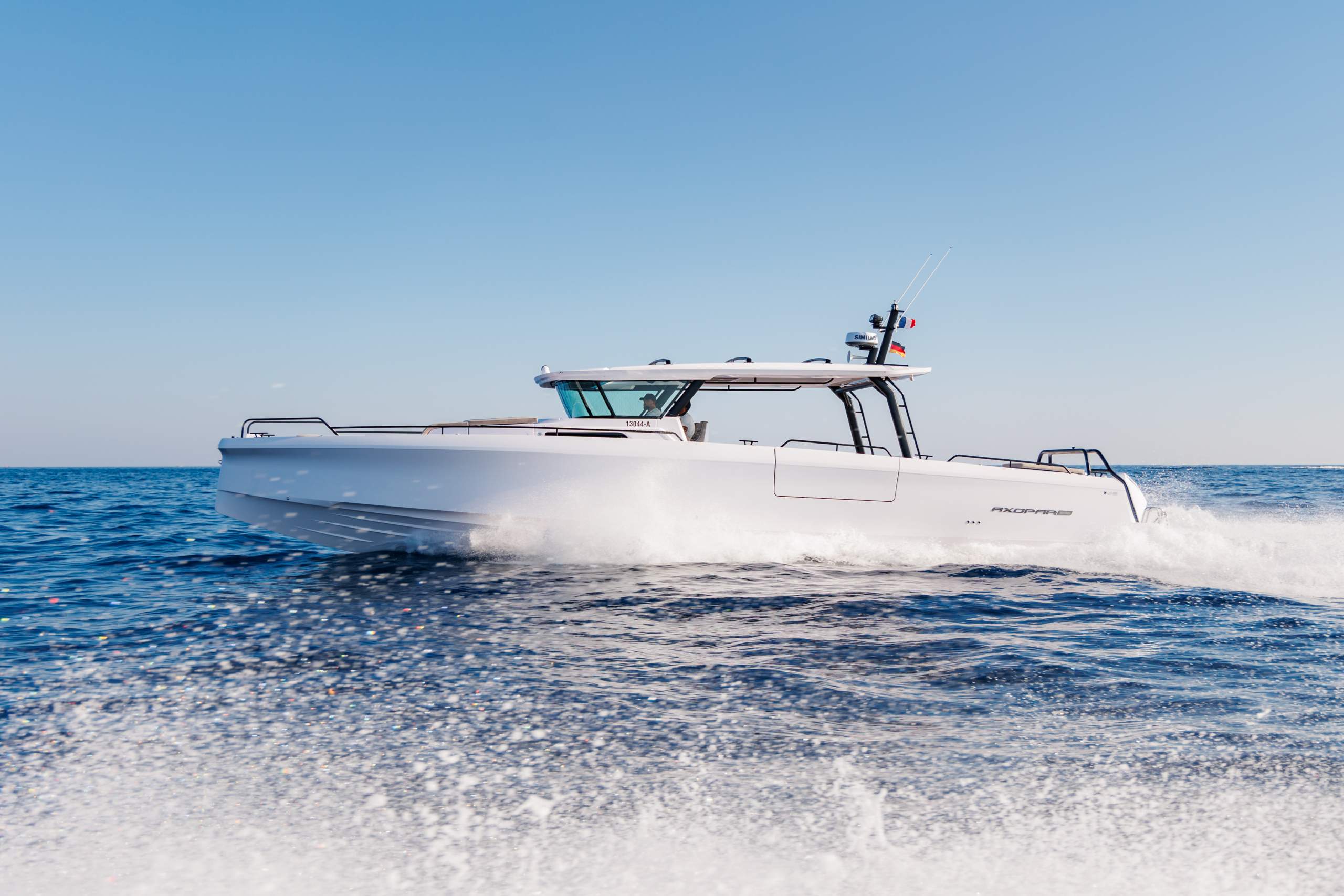 Axopar 45 Cross-Top (5)