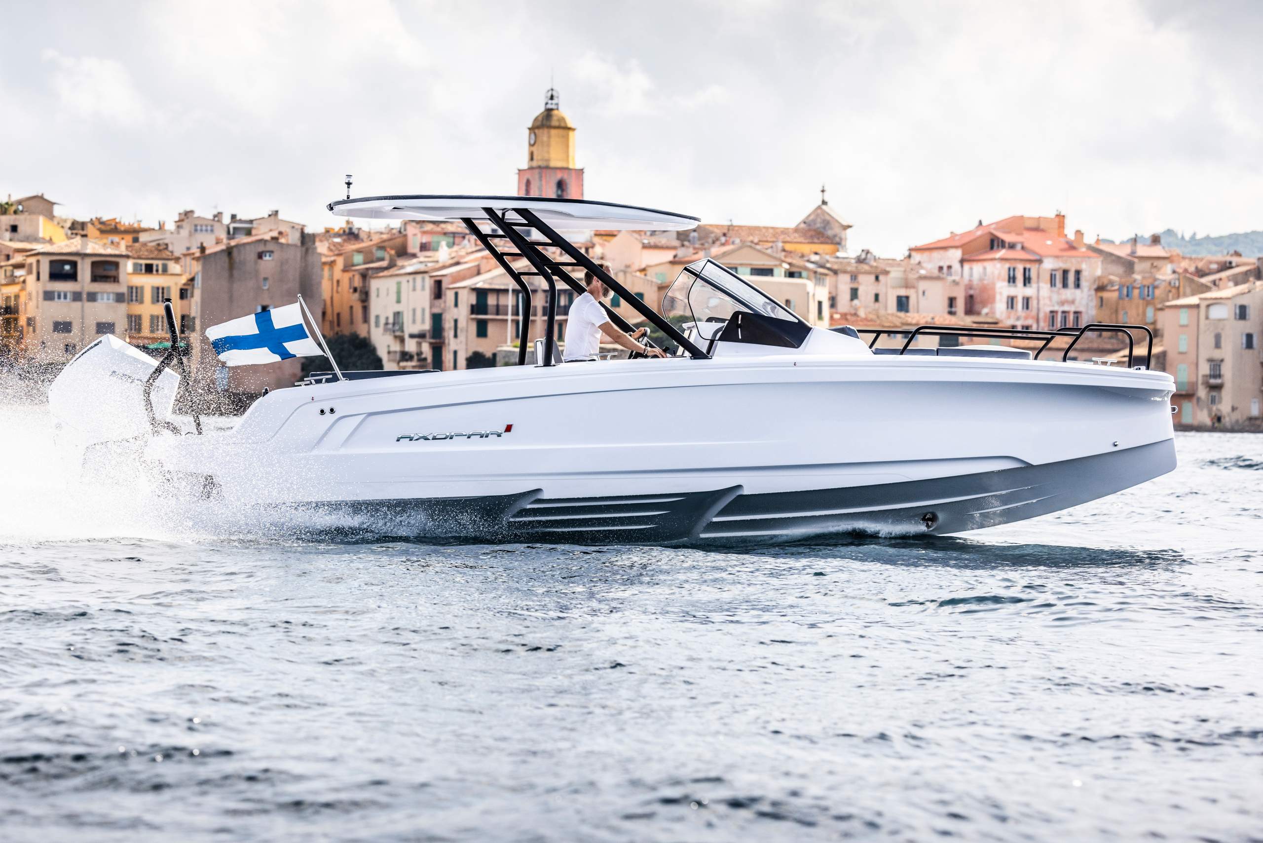 Axopar-25-TT_C4A9943_Axedit