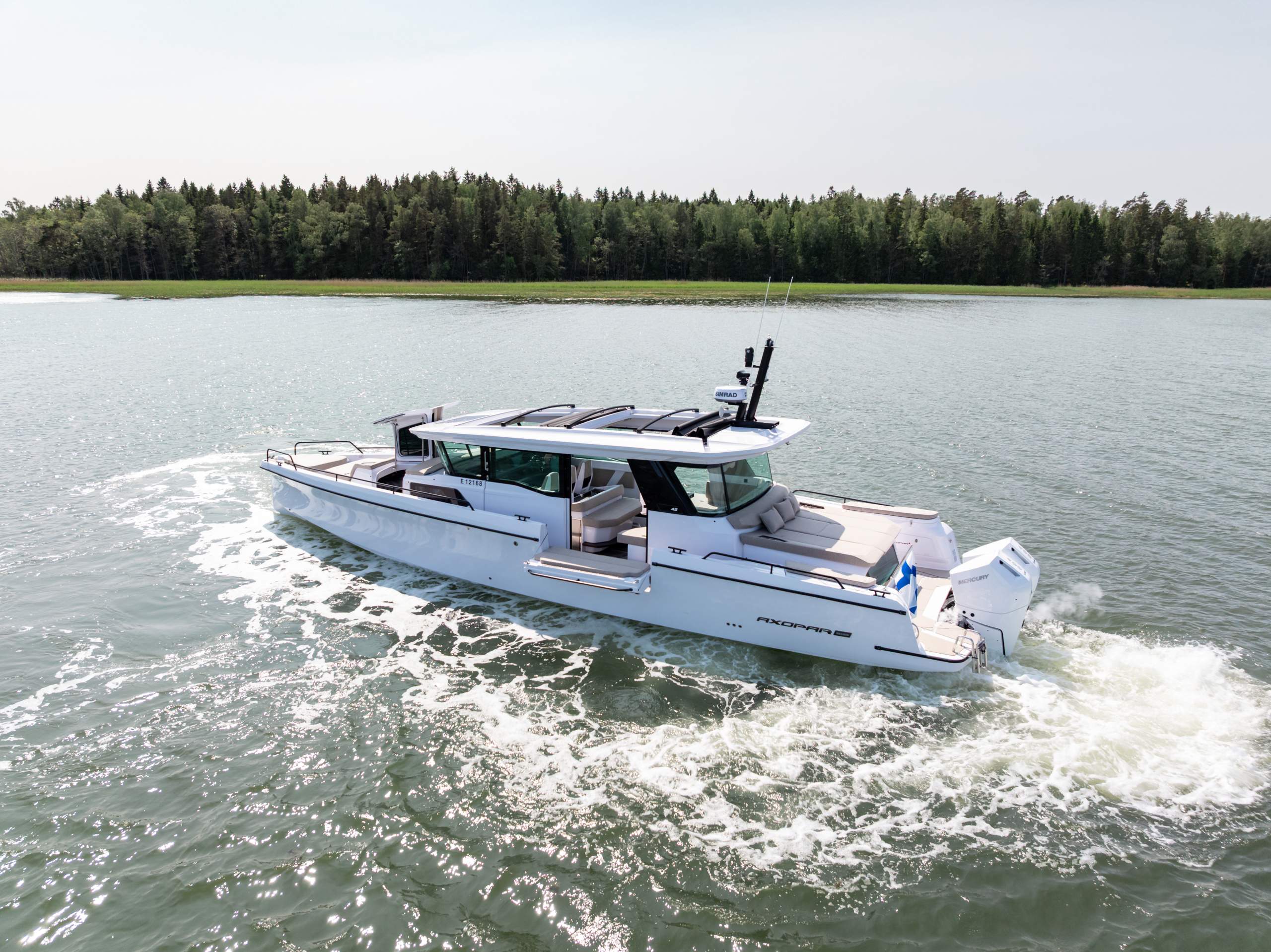Axopar 45 XC Cross Cabin