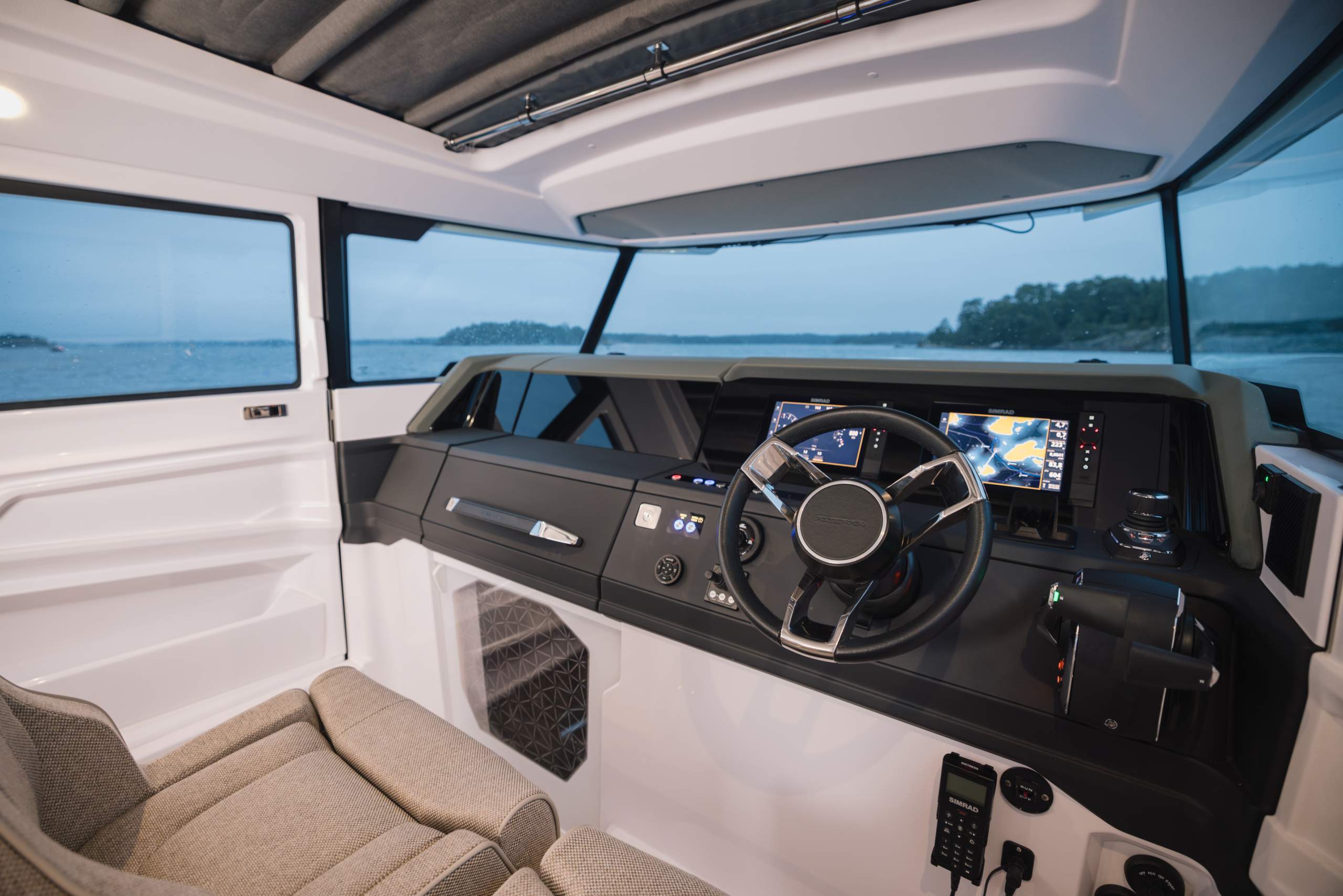 Axopar 38 XC Cross Cabin_099A6470