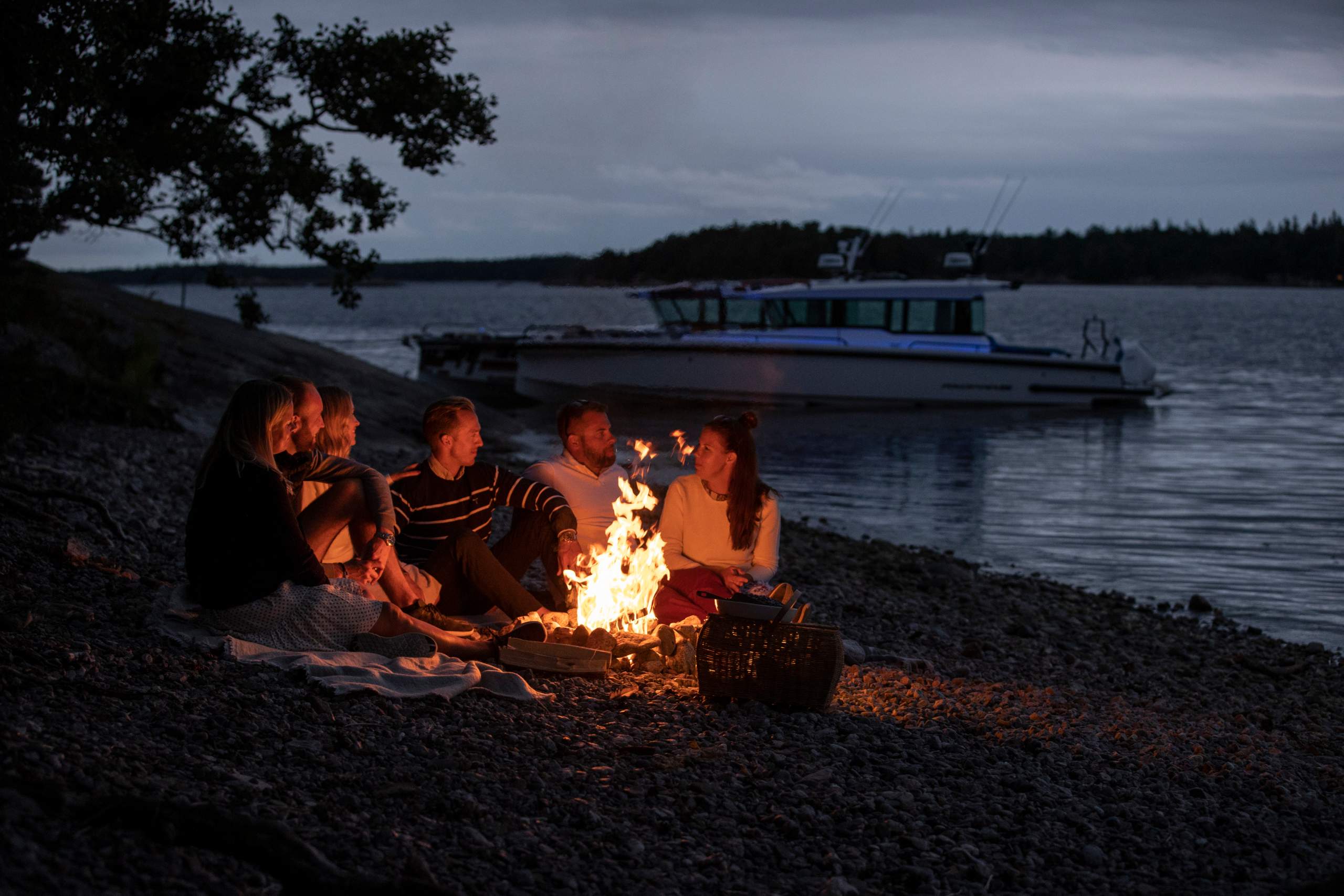 Nordic Crayfish Party - Axopar 37 XC Cross Cabin