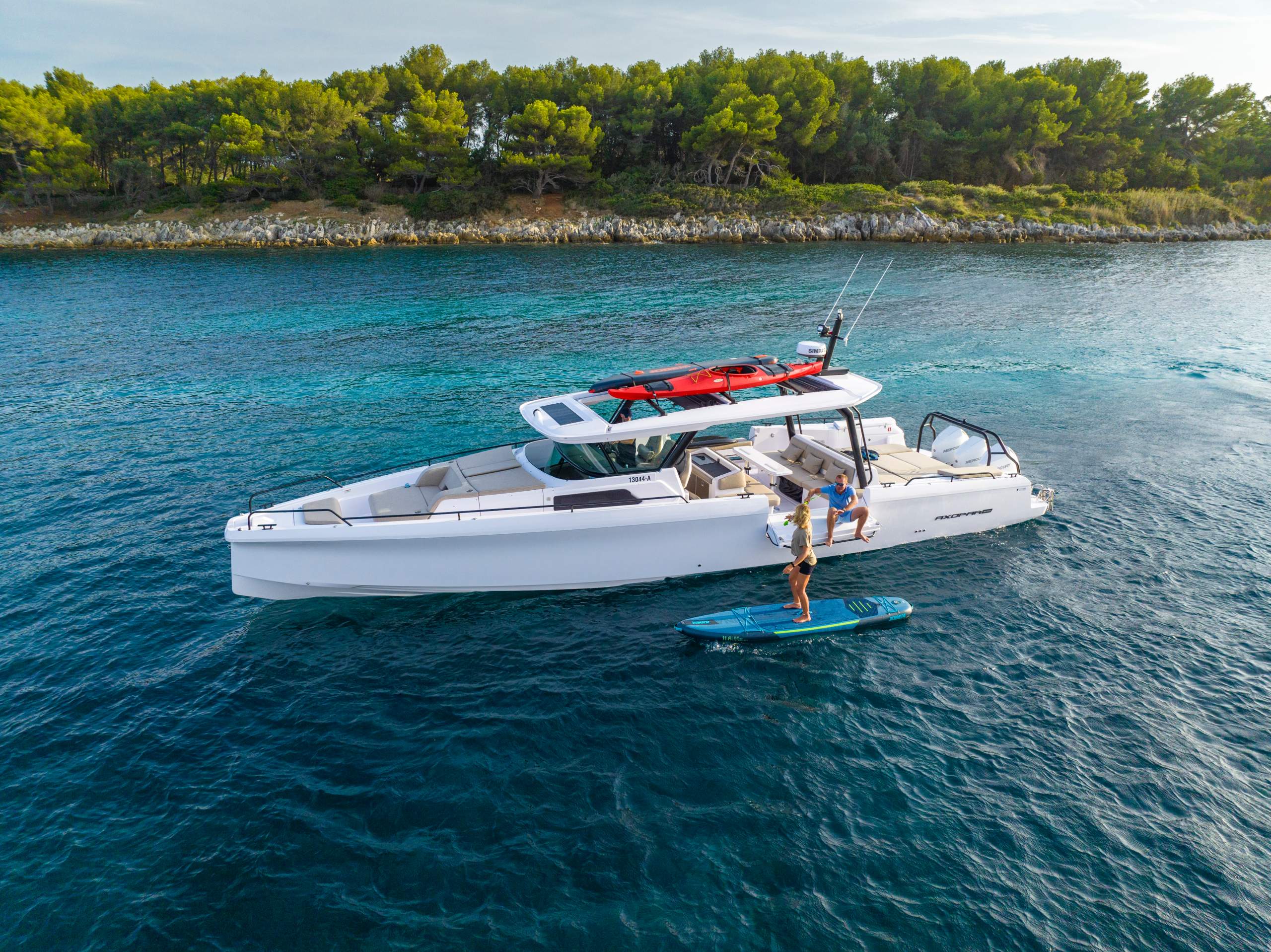 Axopar 45 Cross Top (2)