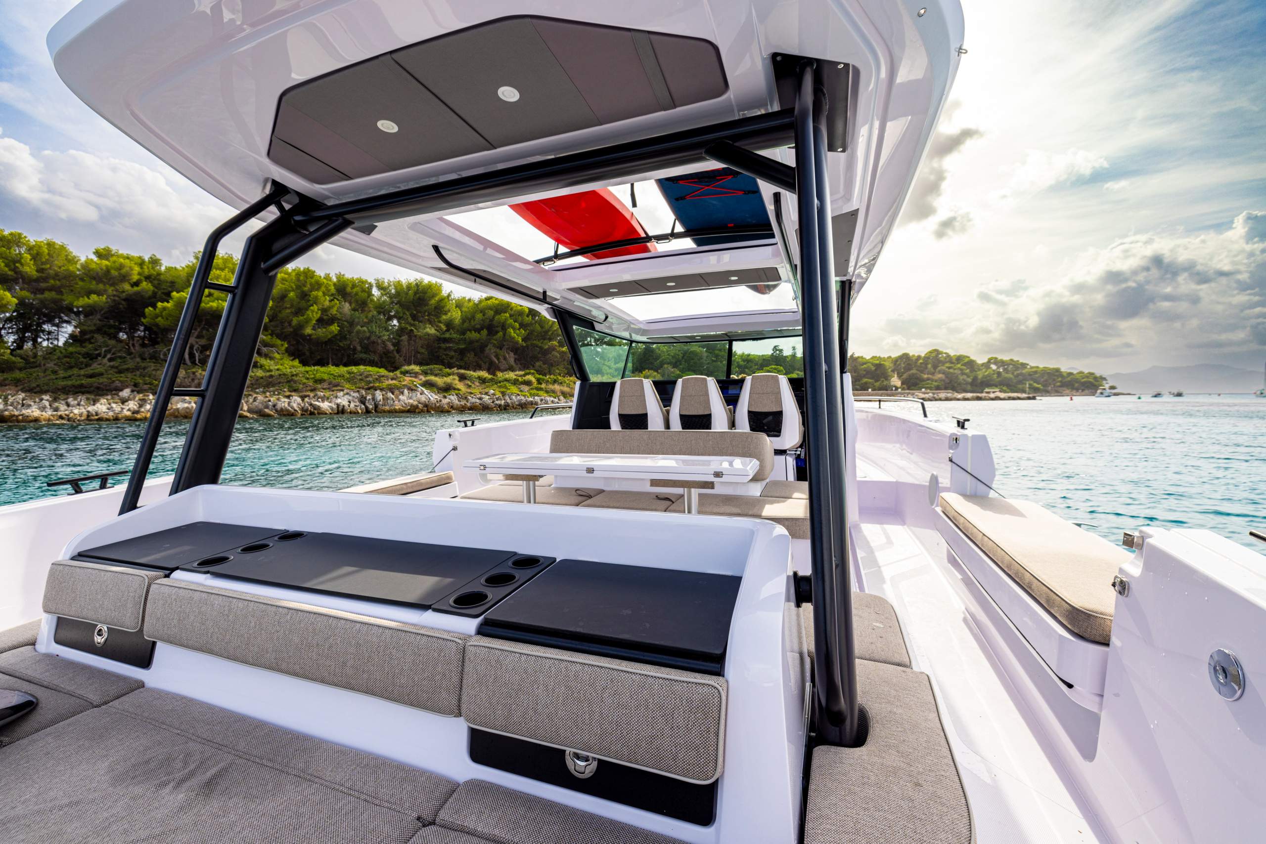 AX45_XT_Efoil_Q6A8384