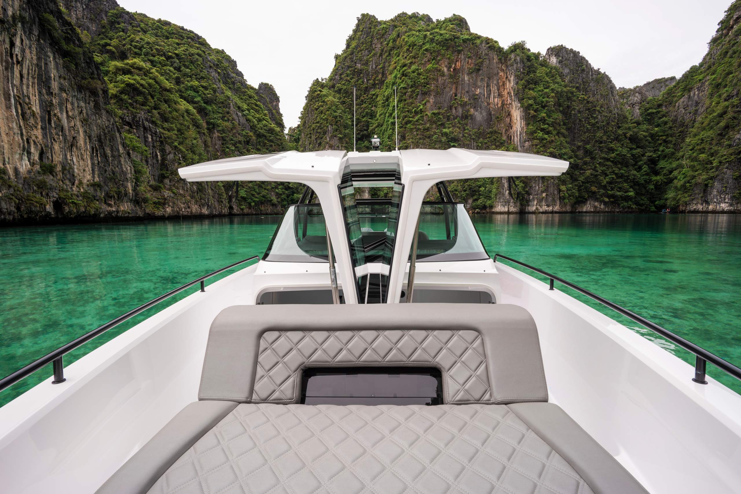 Axopar 37 ST BLTP_DSC08635