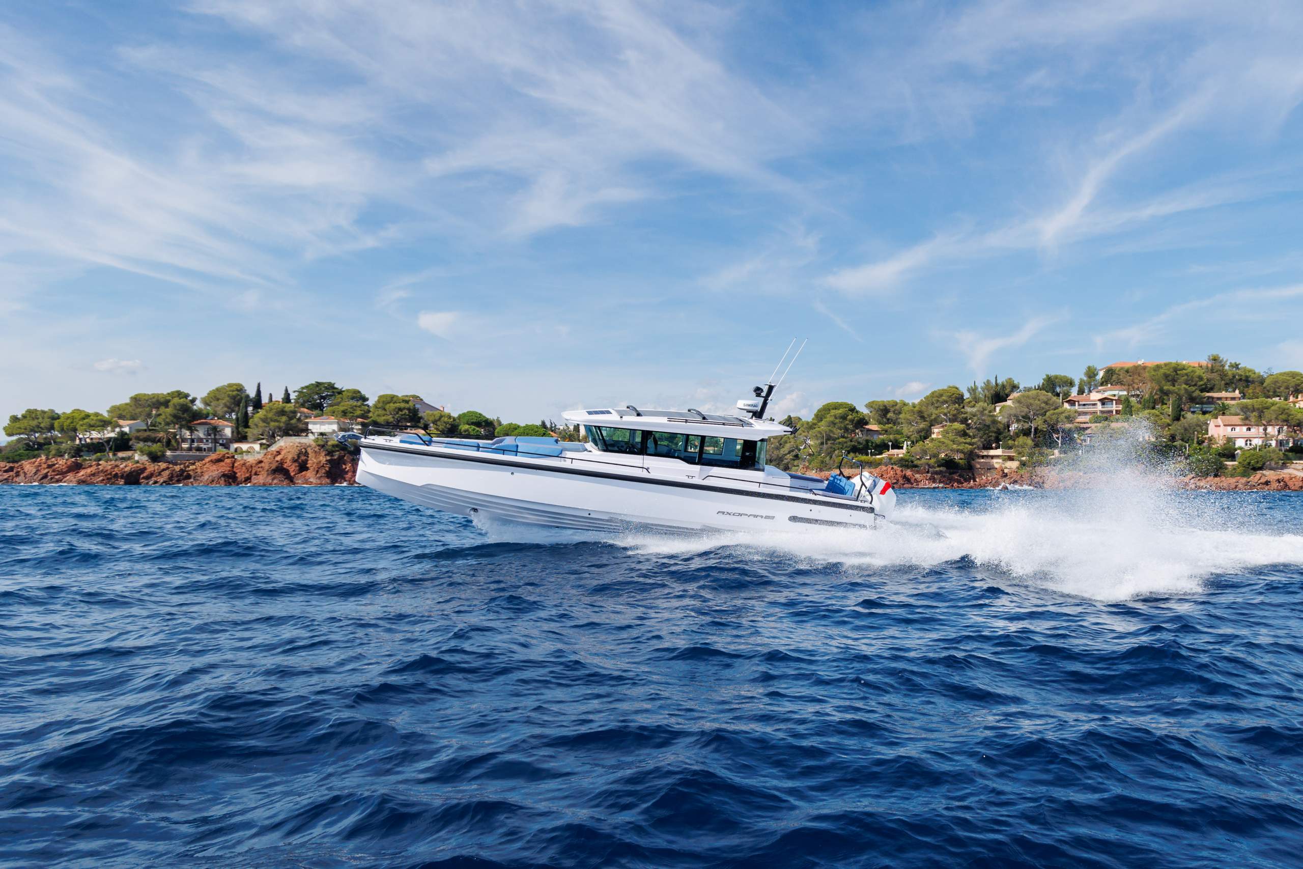 Axopar 37 XC Cross Cabin_MY2024 (2)