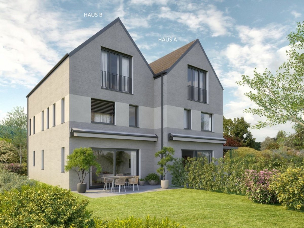 Garten der Doppeleinfamilienhäuser am Fasadenweg in Aesch