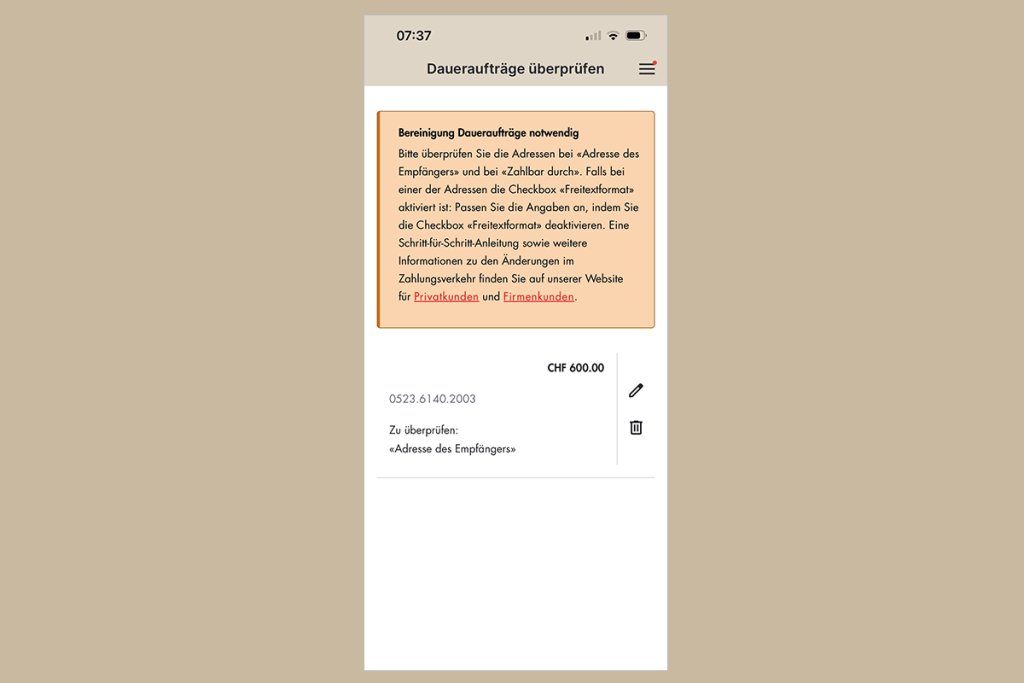 Screen zeigt eine Benachrichtigung für die Übertragung eines Dauerauftrags.