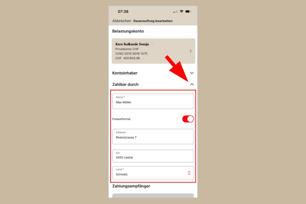 Bildschirm mit Kontoinhaber-Details und Eingabefeldern in einer App der Basellandschaftlichen Kantonalbank