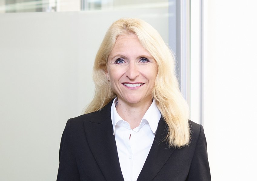 Porträt von Nadja Hofer