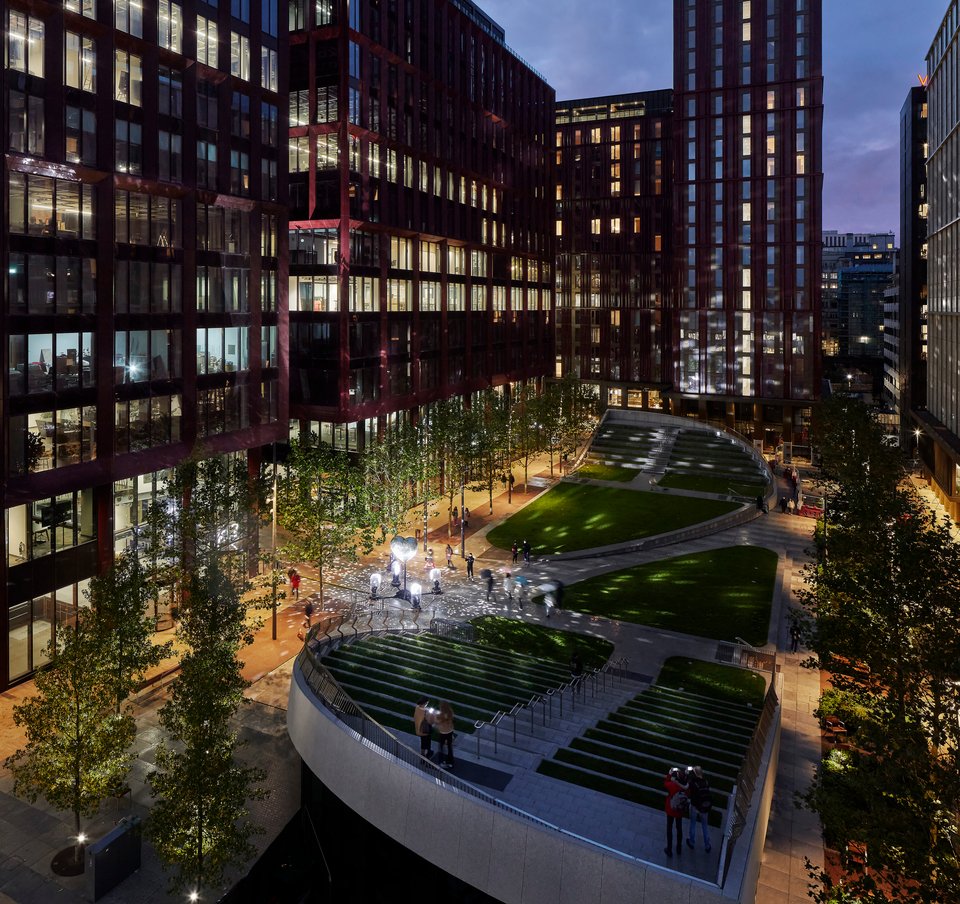 Circle Square at night