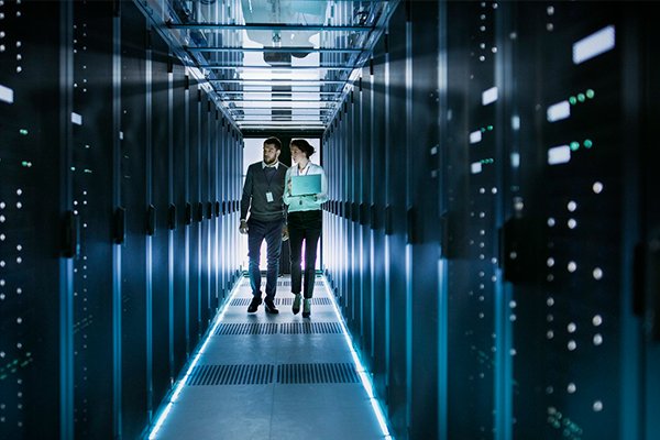 Personas en servidores